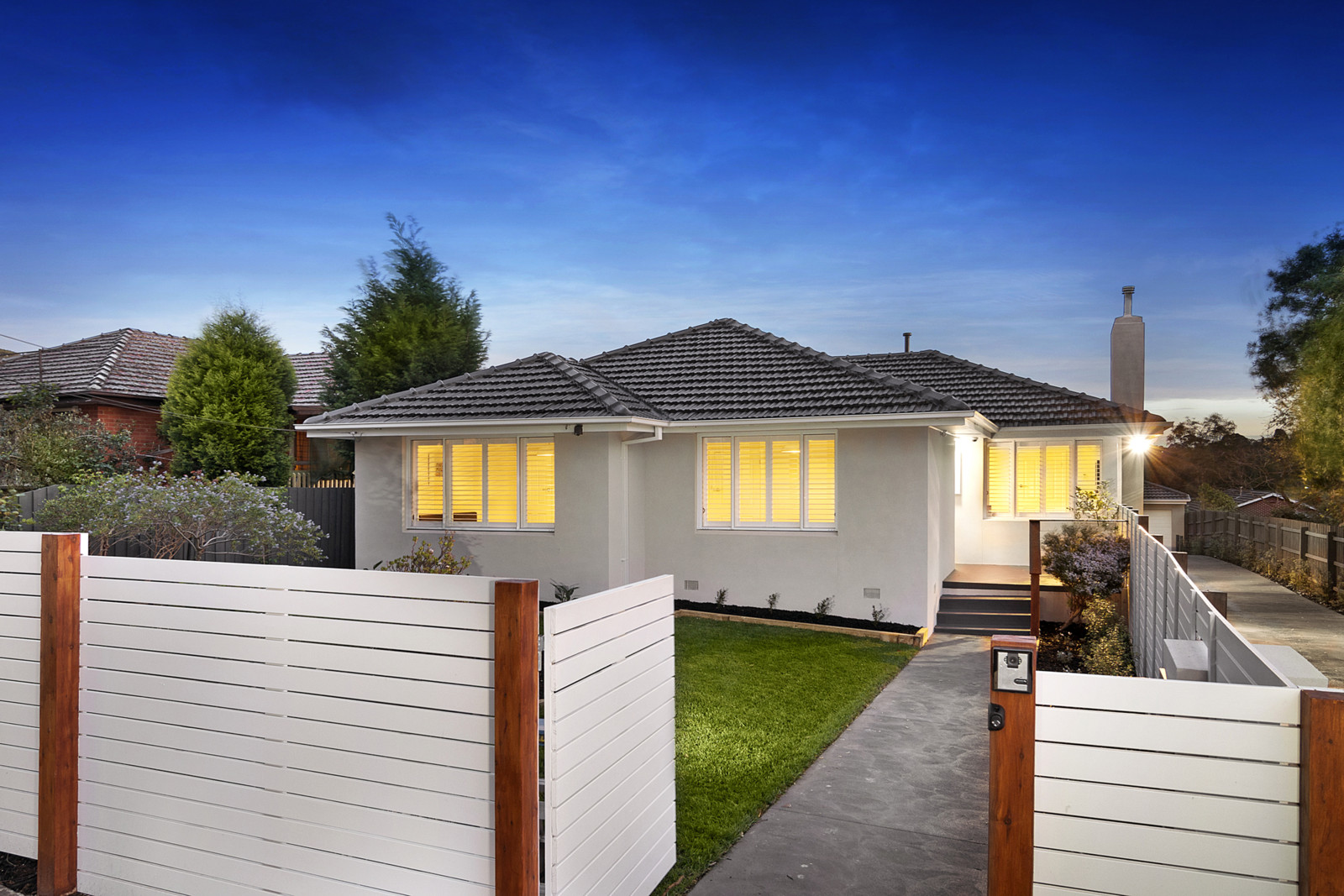 1/2 Lake Avenue, Mitcham
- Print Image 1
