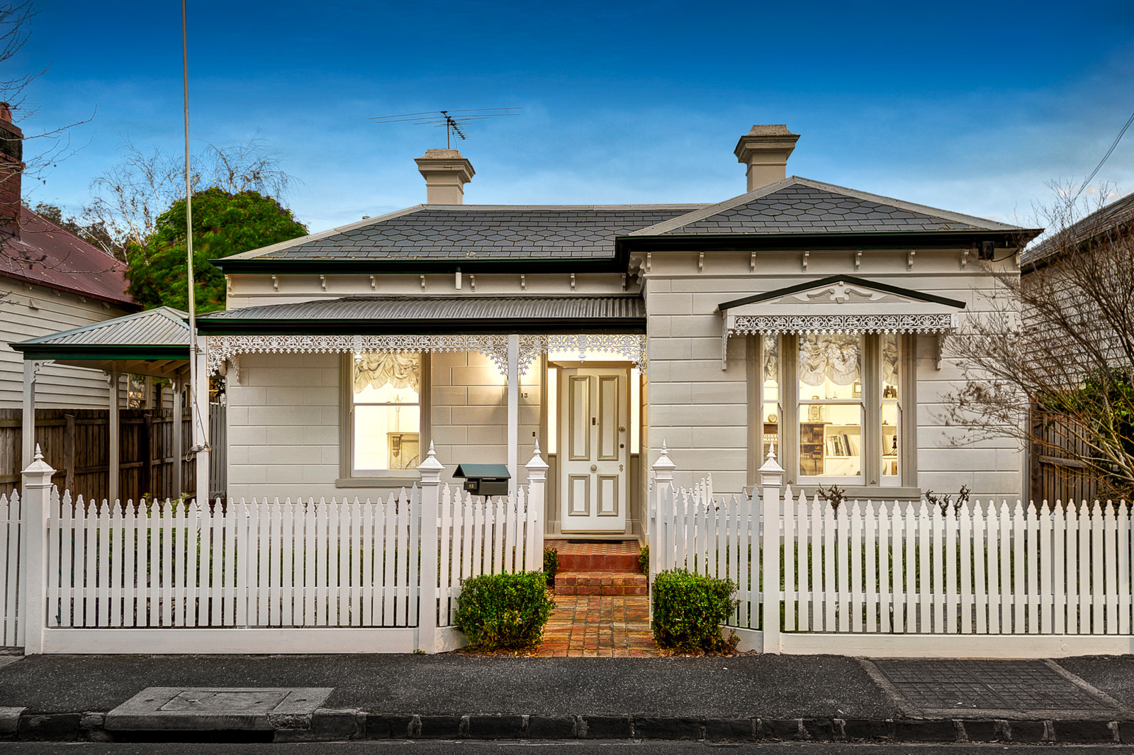 13 Victoria Grove, Hawthorn East - Print Image 1