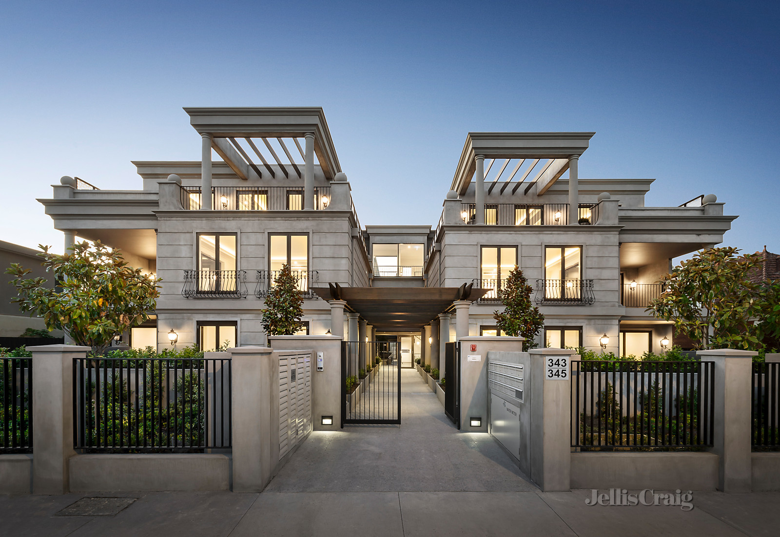 1/343-345 Glenferrie Road, Malvern
- Print Image 1