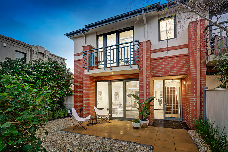 1/346 Auburn Road, Hawthorn
- Print Image 1