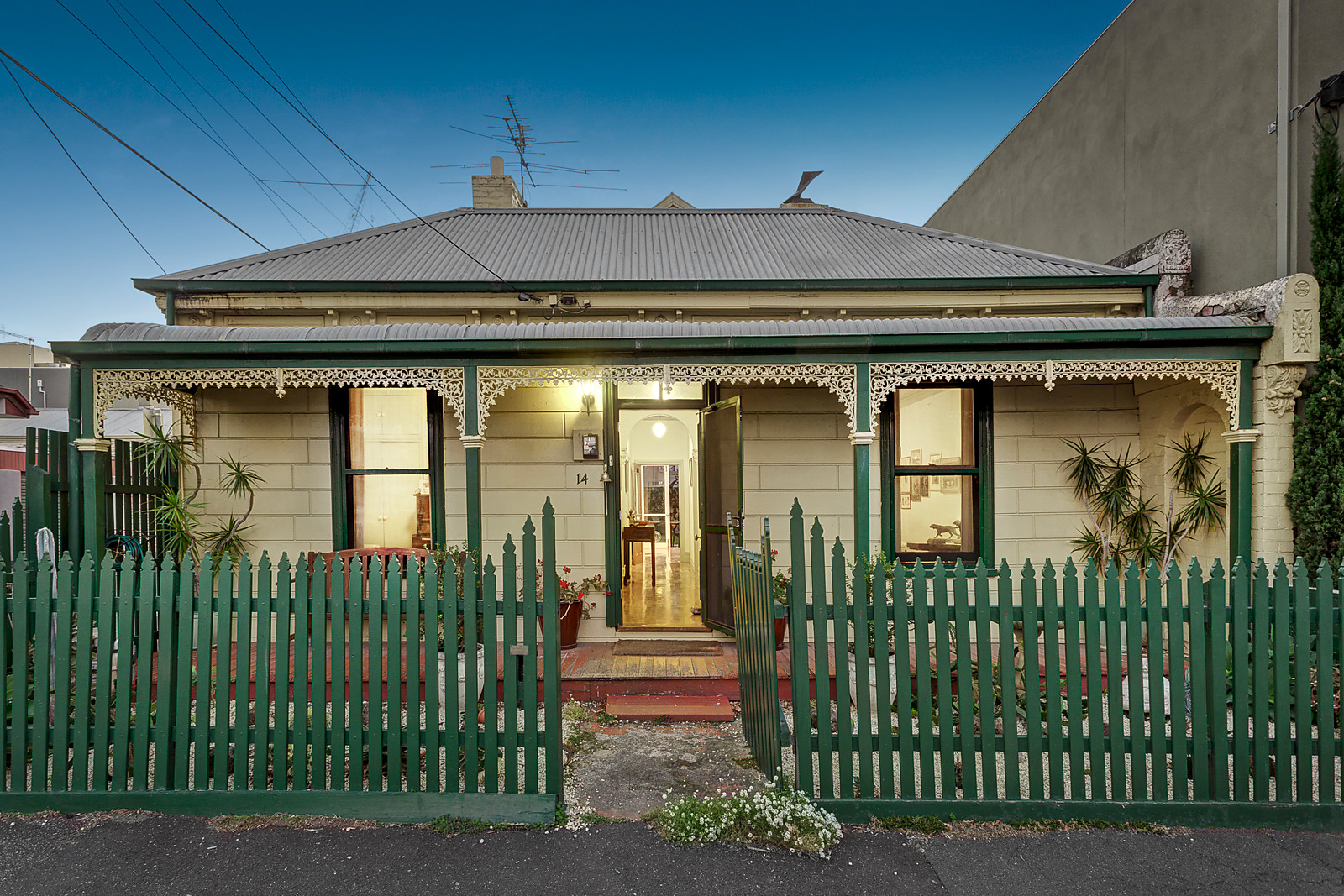 14 Thomas Street, Richmond
- Print Image 1