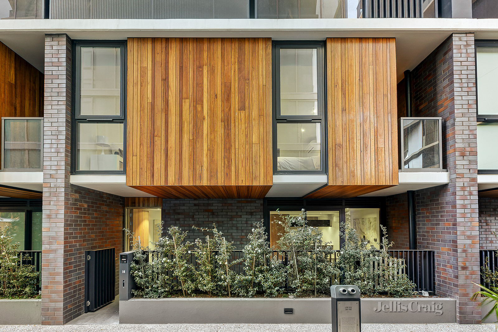 14/1 Robert Street, Collingwood
- Print Image 1