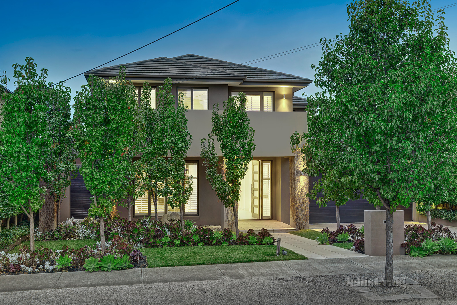 17 Hyslop Parade, Malvern East
- Print Image 1