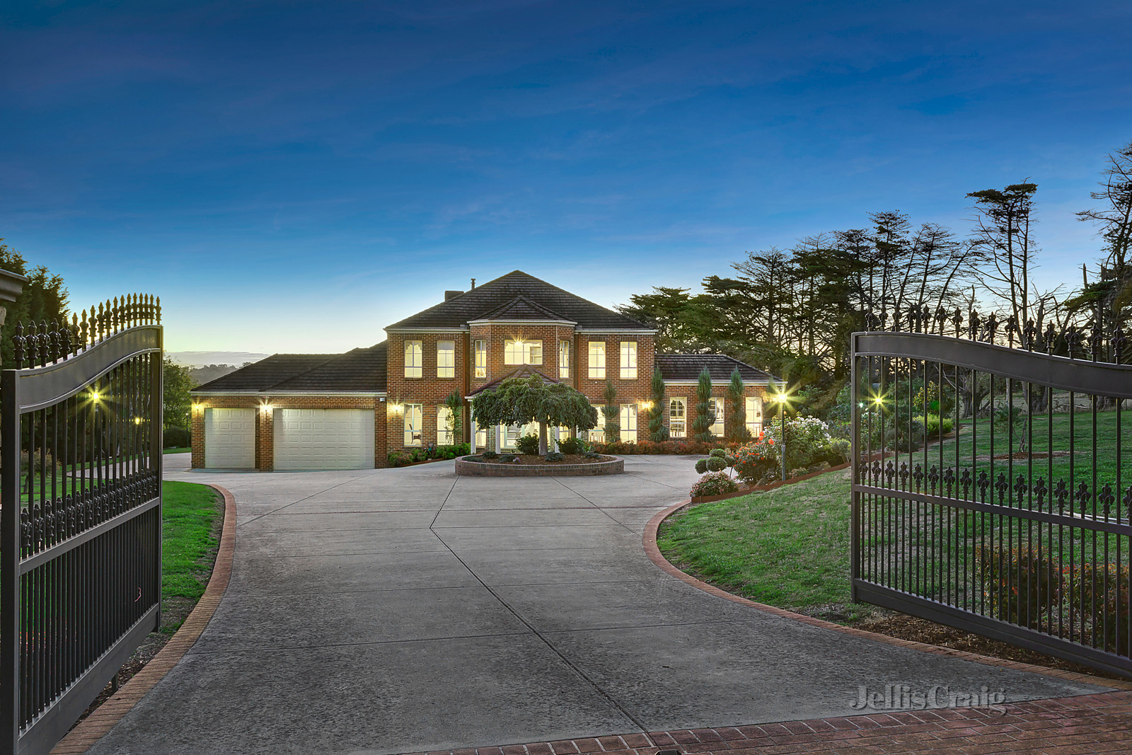 17 Stanley Street, Chirnside Park
- Print Image 1