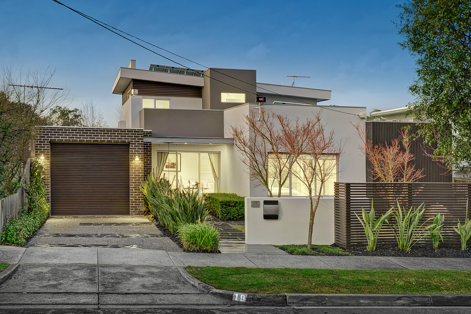 19 Raleigh Street, Blackburn South
- Print Image 1