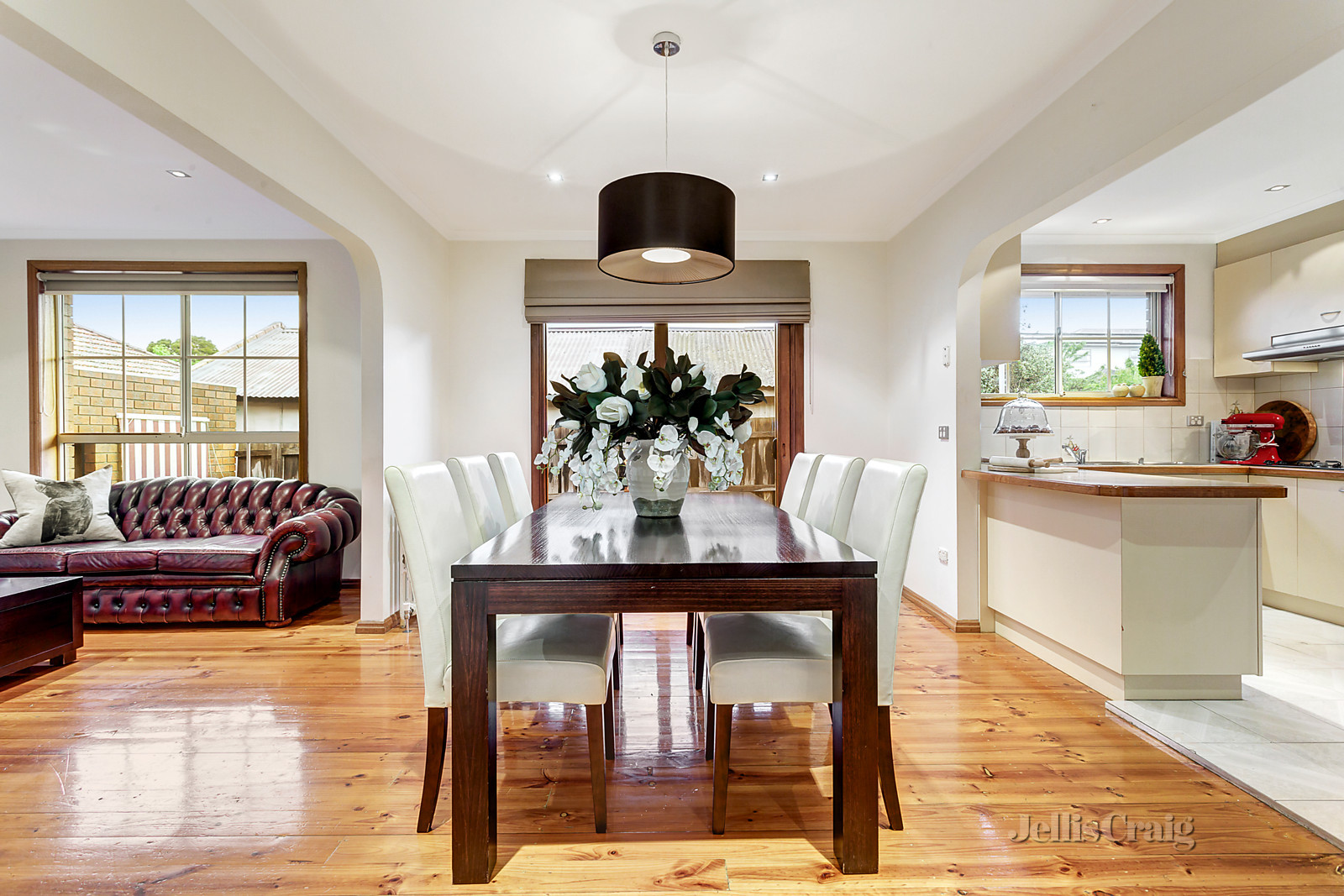 2/39 Dean Street, Preston
- Print Image 1