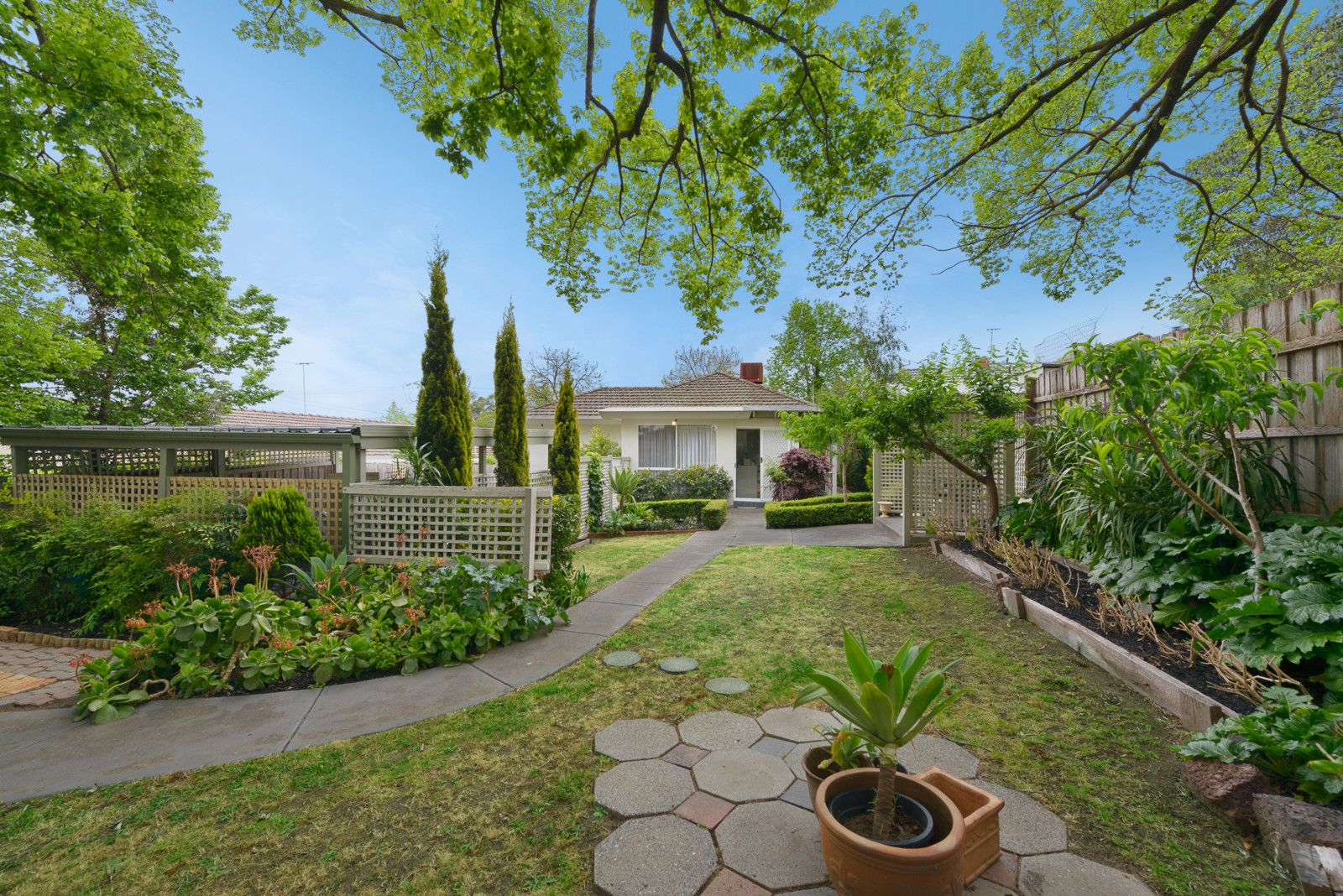 2a Woodhouse Grove, Box Hill North, VIC 3129 Jellis Craig