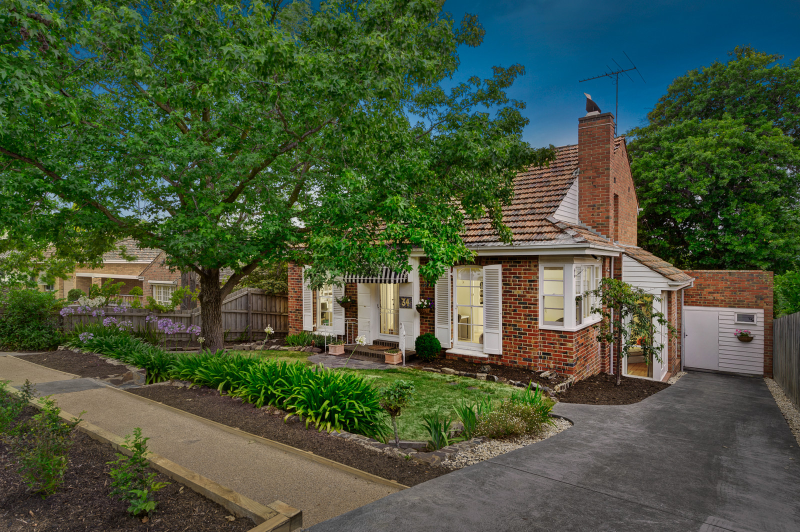 34 Sutton Street, Balwyn North - Print Image 1