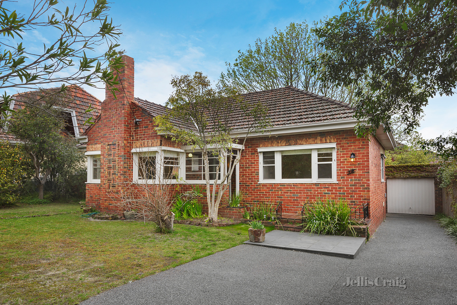 38 Outlook Drive, Camberwell - Print Image 1