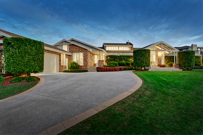 4 Rochelle Court, Doncaster East - Print Image 1