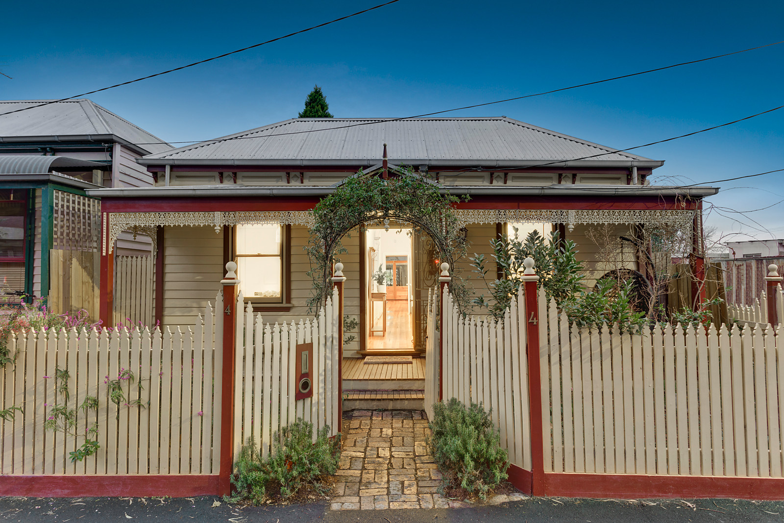 4 Thomas Street, Brunswick
- Print Image 1