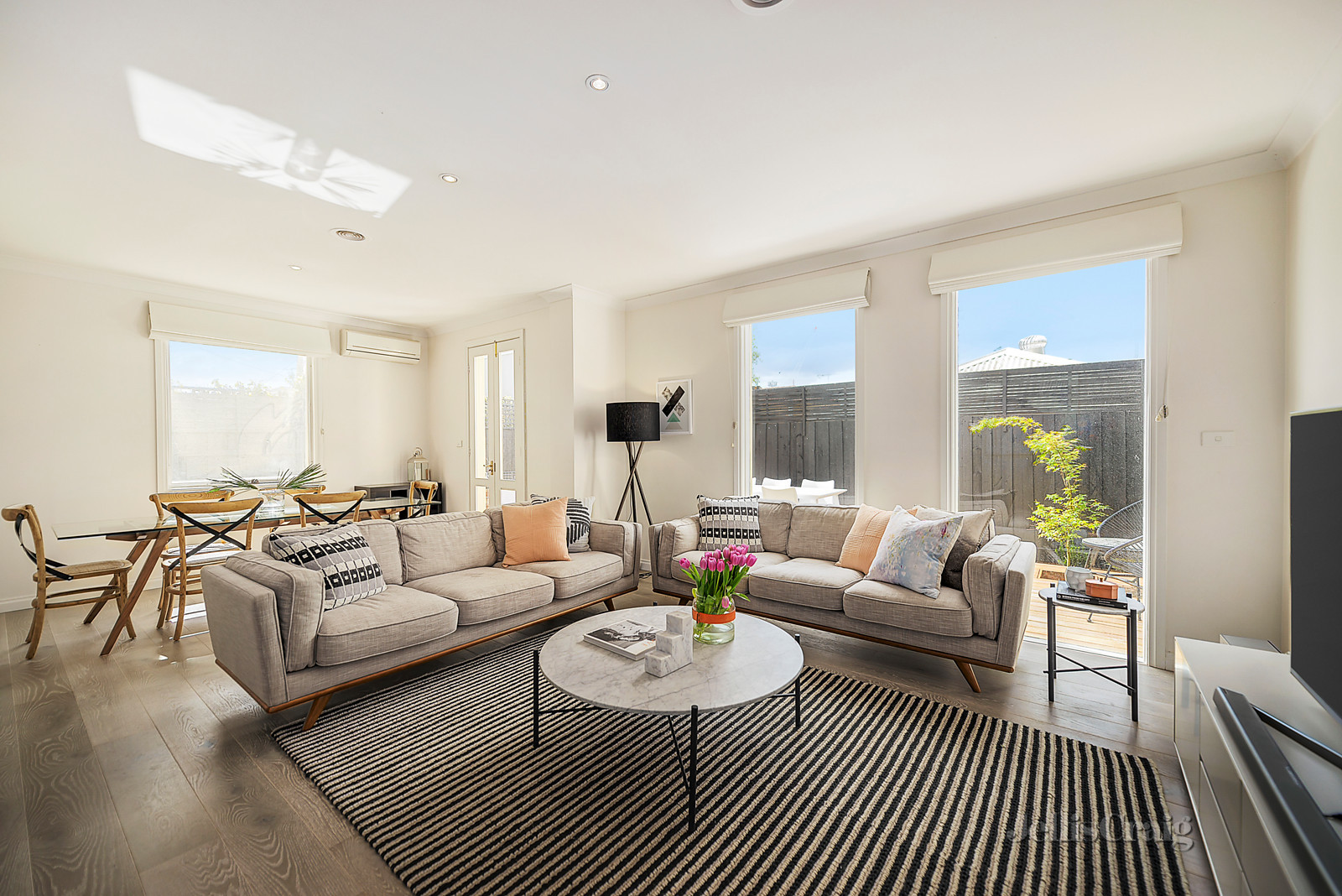 4/769 High Street, Armadale
- Print Image 1