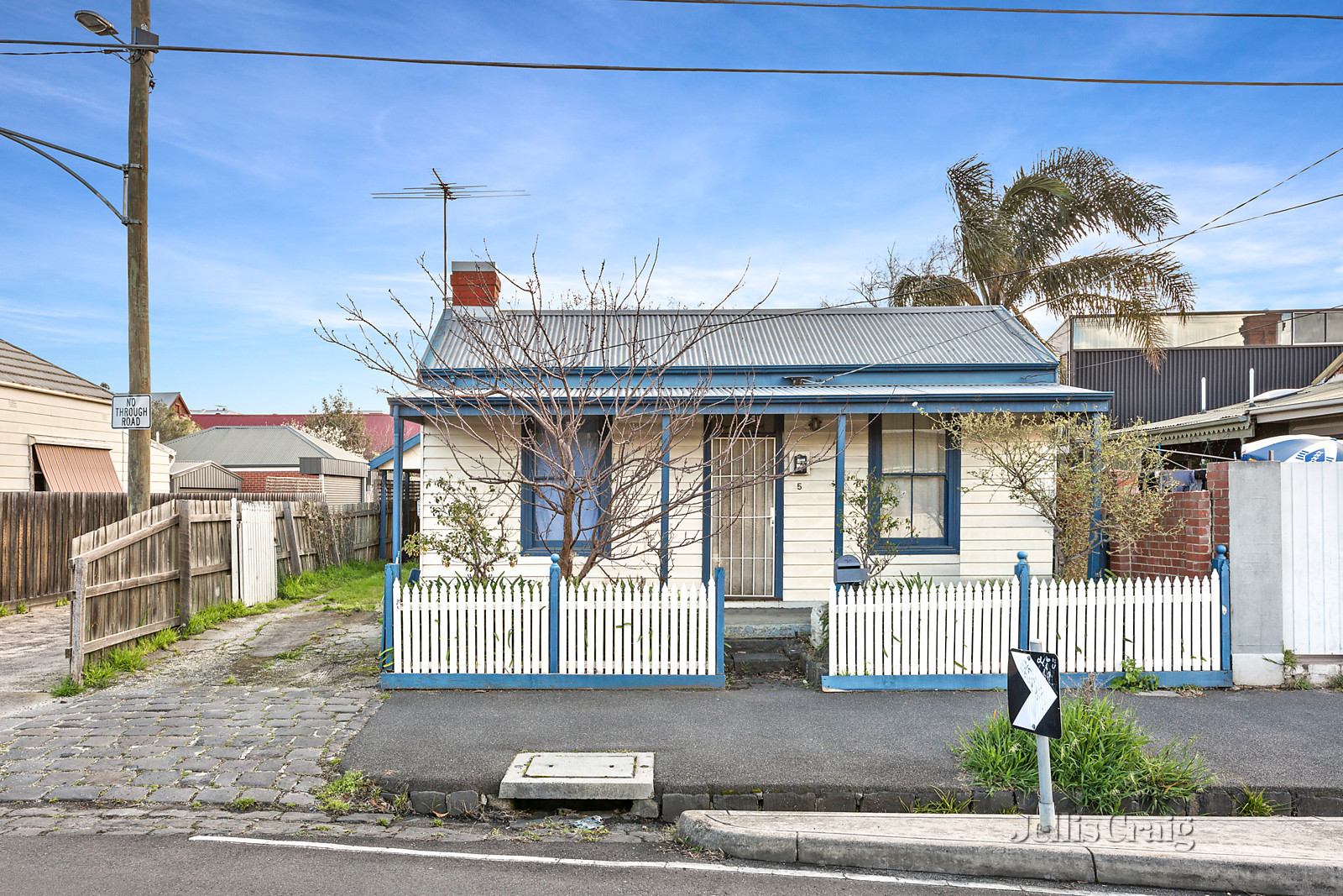 5 John Street, Brunswick East
- Print Image 1