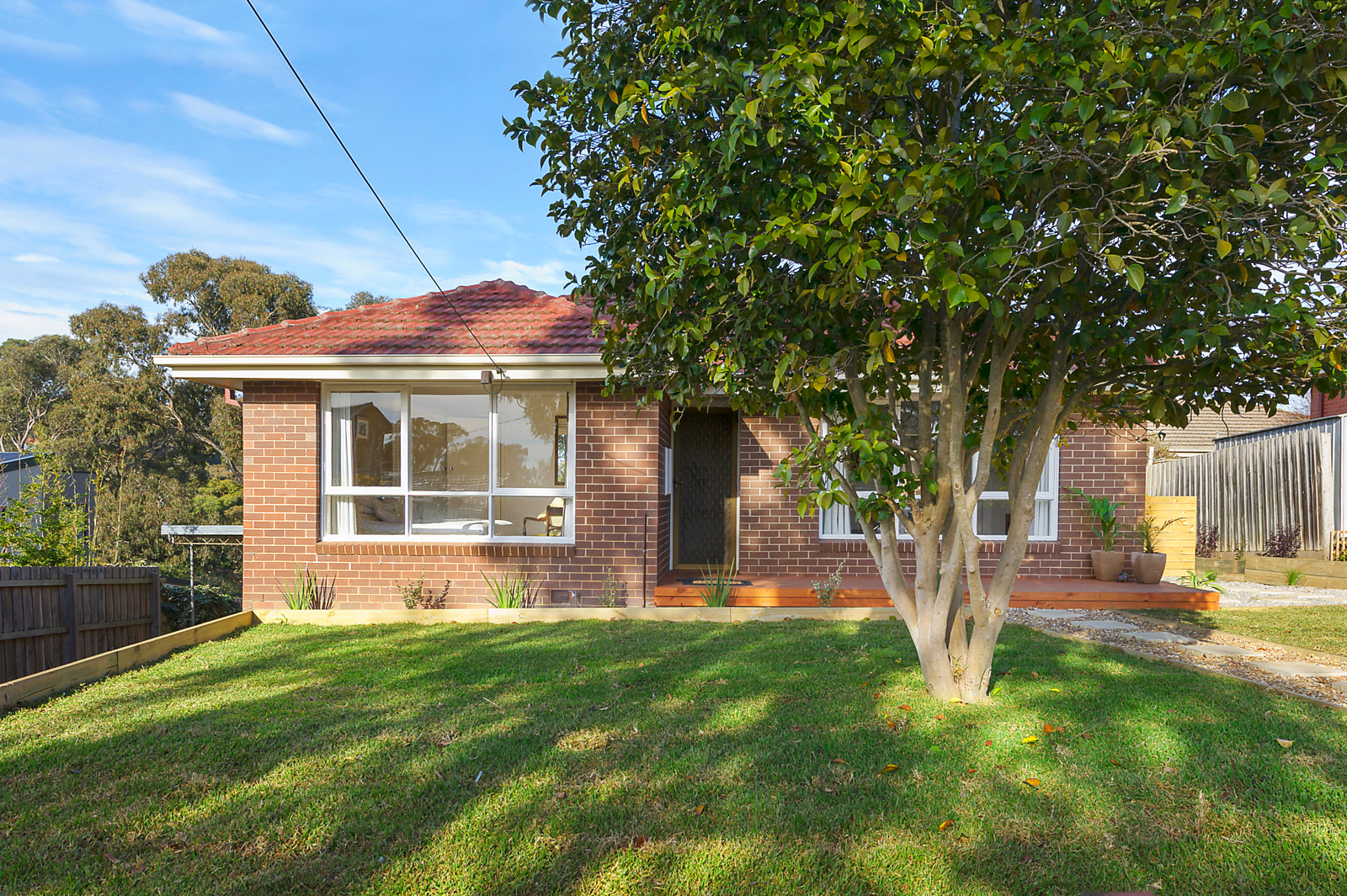 52 Quarry Road, Mitcham
- Print Image 1