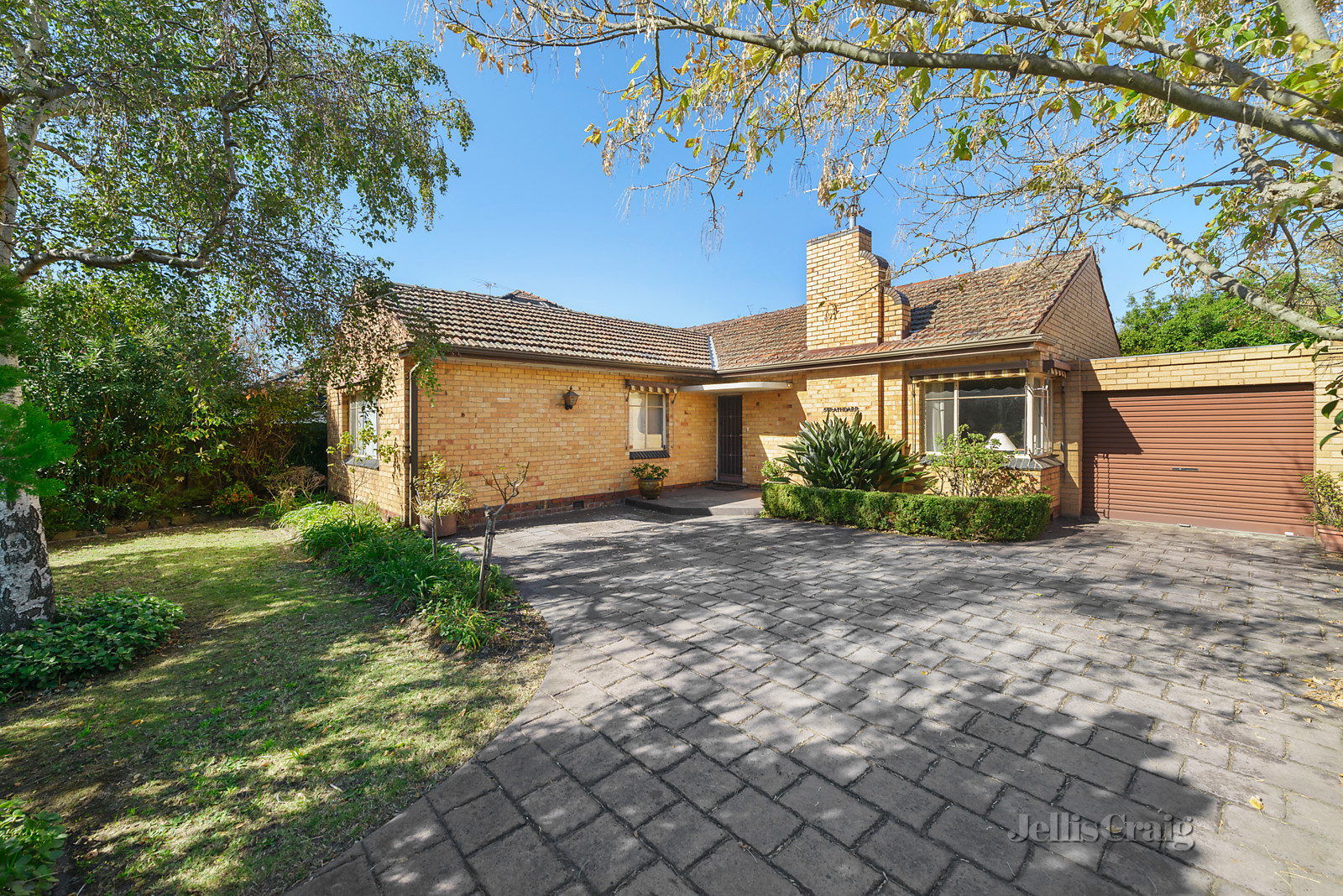 546 Waverley Road, Malvern East
- Print Image 1