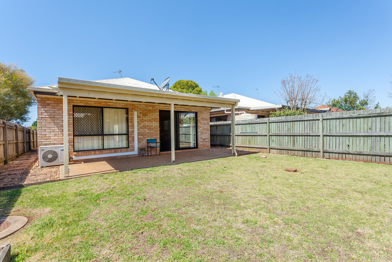 5a Hope St, NEWTOWN QLD 4350