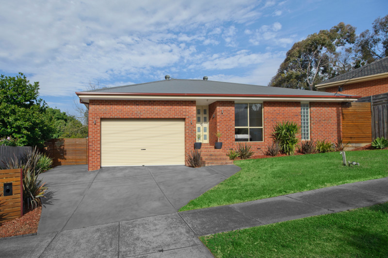6 Idinia Street, Kilsyth
- Print Image 1