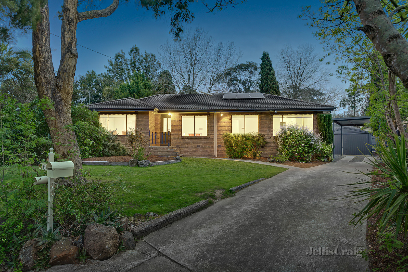 6 Mirnong Court, Croydon North
- Print Image 1