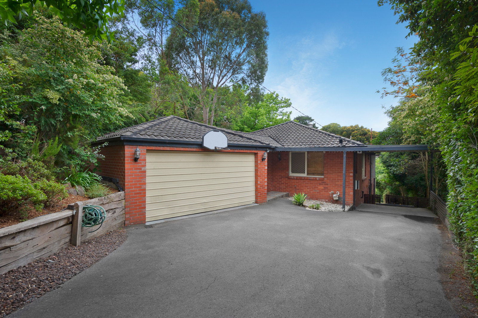 61 Montana Parade, Croydon - Print Image 1