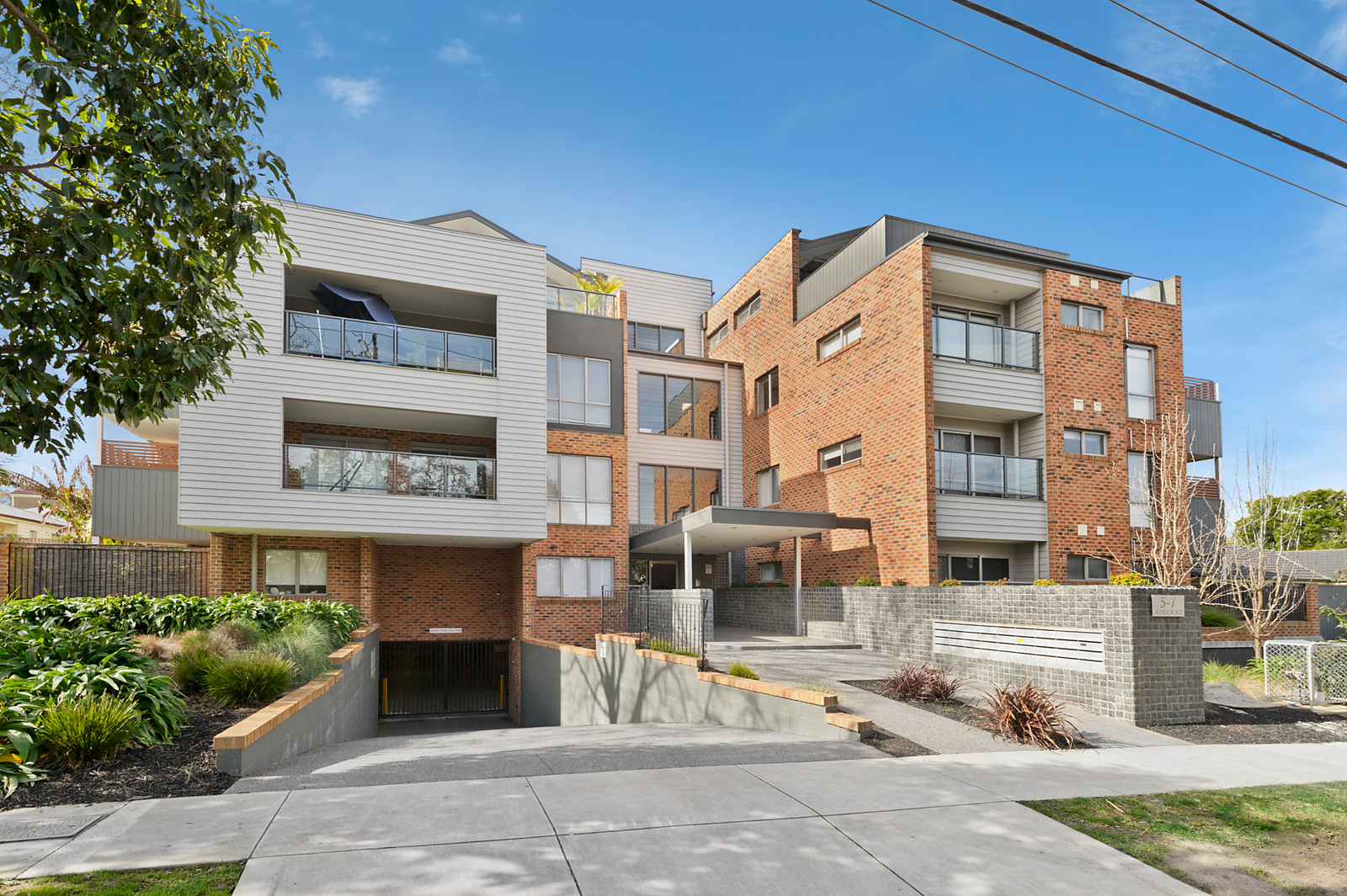 6/5-7 Alfrick Road, Croydon
- Print Image 1