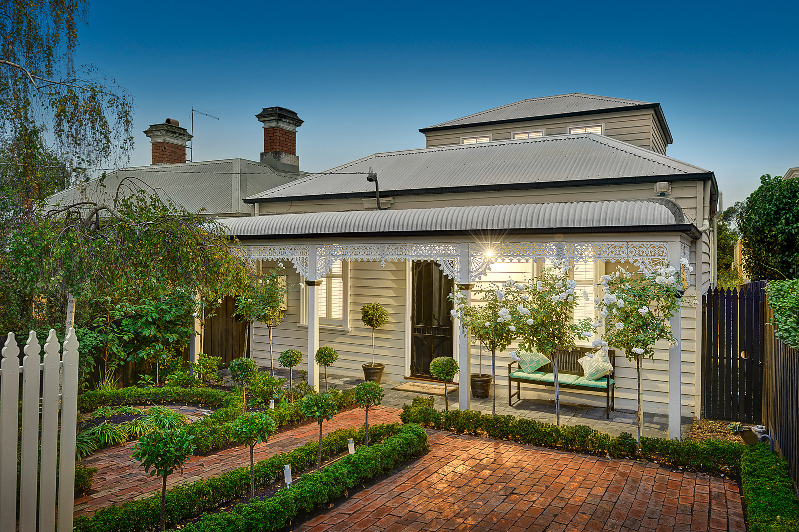 72 Pakington Street, Kew - Print Image 1
