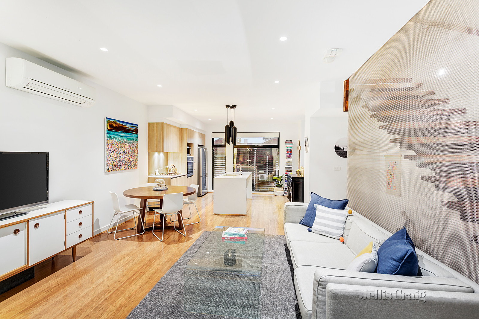 7/82 Roseneath Street, Clifton Hill - Print Image 1