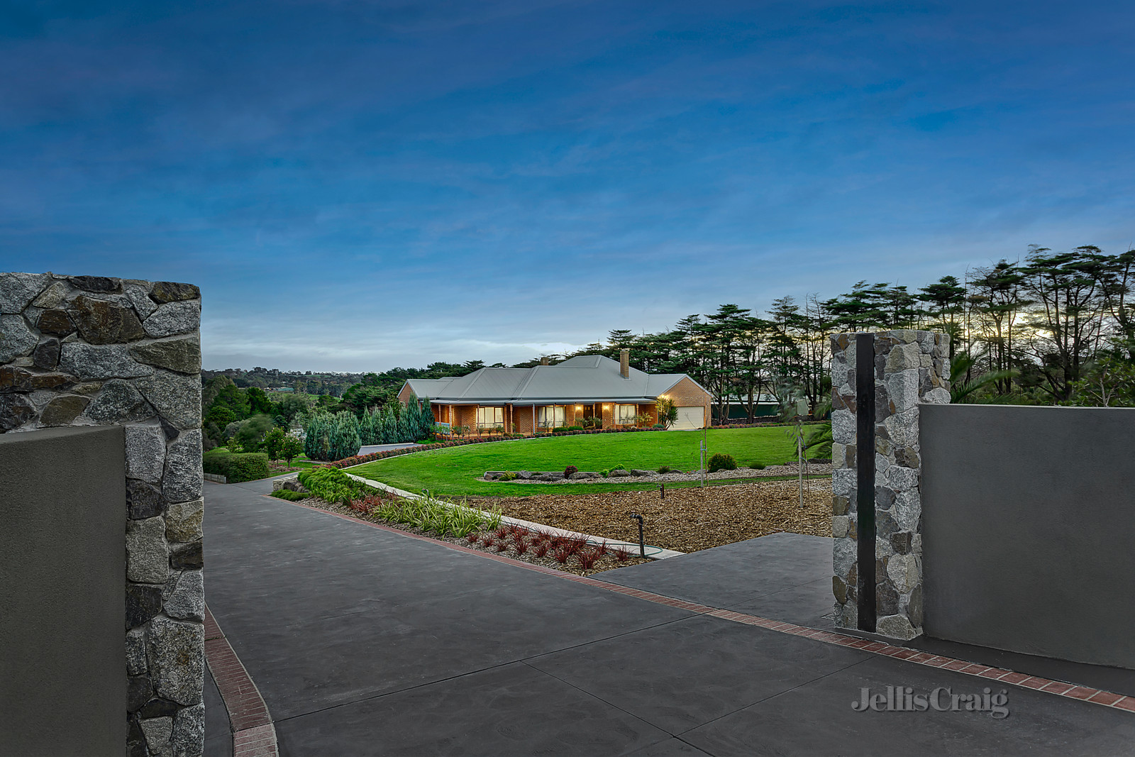 9 Stanley Street, Chirnside Park
- Print Image 1