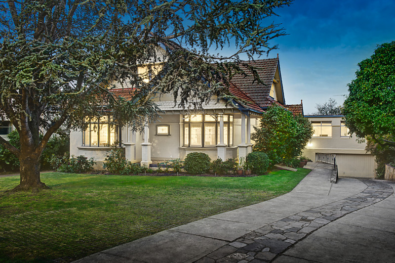 944 Burke Road, Balwyn
- Print Image 1