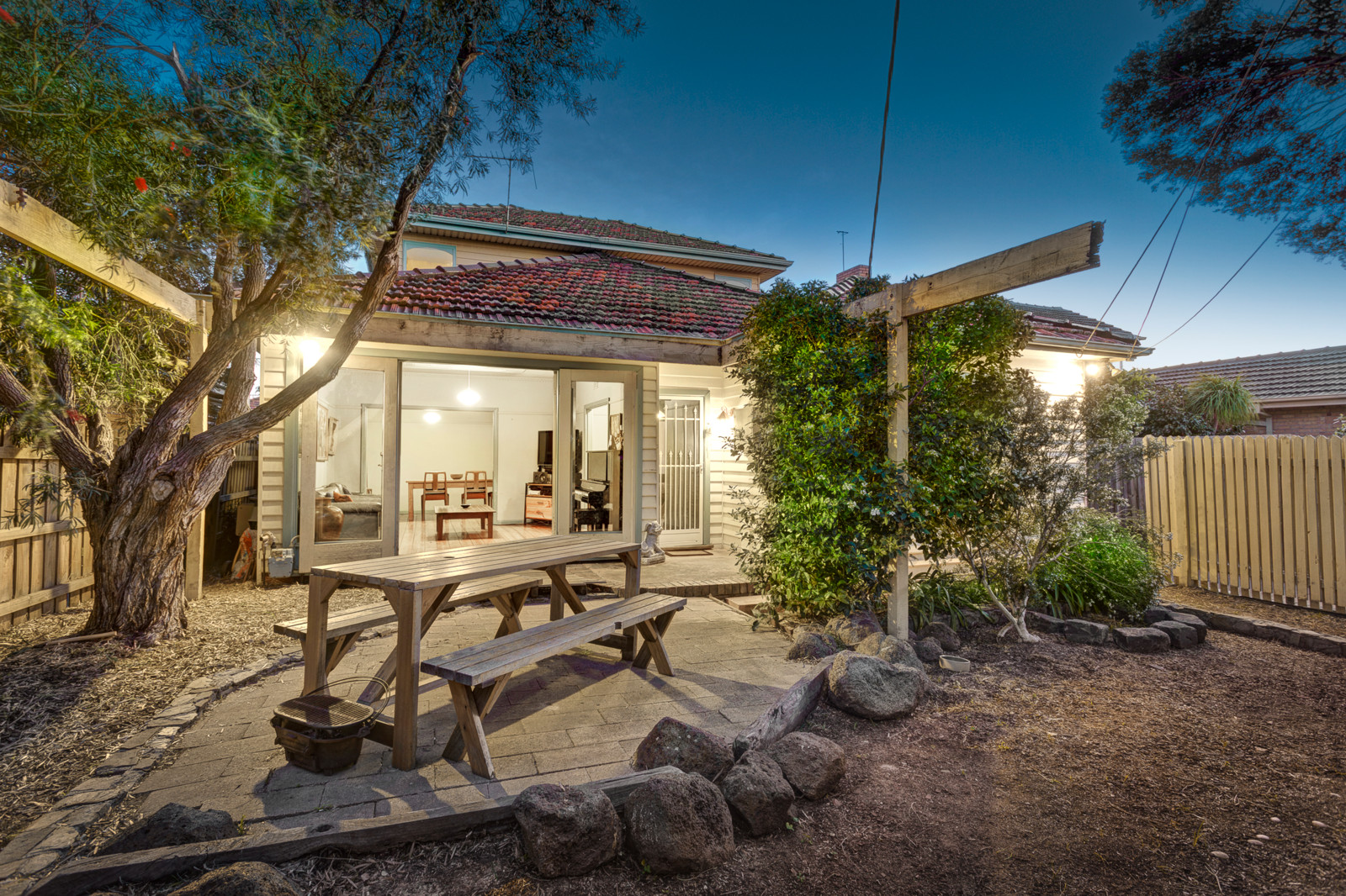 95 Woolton Avenue, Thornbury - Print Image 1