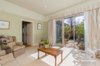 https://images.listonce.com.au/custom/l/listings/1-daisy-street-newtown-vic-3220/258/00317258_img_10.jpg?peWLzxMC-nU