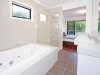 https://images.listonce.com.au/custom/l/listings/1-grant-street-newtown-vic-3220/198/00473198_img_07.jpg?_BGepSulFGE