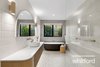 https://images.listonce.com.au/custom/l/listings/100-moncrieff-crescent-wandana-heights-vic-3216/667/01814667_img_16.jpg?pXduKT4WQCQ