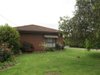 https://images.listonce.com.au/custom/l/listings/12-garden-avenue-bairnsdale-vic-3875/531/00512531_img_05.jpg?Yg0qlNah8BM