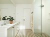 https://images.listonce.com.au/custom/l/listings/12-kendall-close-hamlyn-heights-vic-3215/340/01991340_img_13.jpg?l-fW5AGIjOo