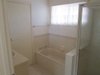 https://images.listonce.com.au/custom/l/listings/121-mitchell-street-bairnsdale-vic-3875/136/01772136_img_09.jpg?gyWrBleQC4I