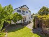 https://images.listonce.com.au/custom/l/listings/123-noble-street-newtown-vic-3220/517/00473517_img_21.jpg?HrnWQk3CVwA