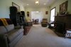 https://images.listonce.com.au/custom/l/listings/14-pinnock-street-bairnsdale-vic-3875/564/00512564_img_05.jpg?iEyhY-EICzI