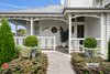 https://images.listonce.com.au/custom/l/listings/17-austin-street-newtown-vic-3220/674/01740674_img_03.jpg?7xWh3AOfm7E