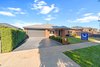 https://images.listonce.com.au/custom/l/listings/17-jennings-street-bairnsdale-vic-3875/654/01266654_img_21.jpg?7KNVhU4zrSA
