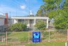 https://images.listonce.com.au/custom/l/listings/21-mceacharn-street-east-bairnsdale-vic-3875/672/01765672_img_01.jpg?uCHR1eJ7ujg