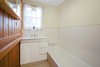 https://images.listonce.com.au/custom/l/listings/21-mceacharn-street-east-bairnsdale-vic-3875/672/01765672_img_06.jpg?73FrSadryac