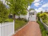 https://images.listonce.com.au/custom/l/listings/22-huntingdon-street-newtown-vic-3220/466/00473466_img_22.jpg?UAIXxPspW0A