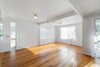 https://images.listonce.com.au/custom/l/listings/22-north-street-lakes-entrance-vic-3909/300/01678300_img_07.jpg?P0jRmJv6jGE