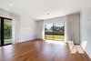 https://images.listonce.com.au/custom/l/listings/23-cardinal-drive-eagle-point-vic-3878/003/01991003_img_06.jpg?JvFzi6PPD00