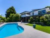 https://images.listonce.com.au/custom/l/listings/240-great-ocean-road-torquay-vic-3228/512/00473512_img_02.jpg?Qj5VEQgLi0o