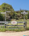 https://images.listonce.com.au/custom/l/listings/25-neals-road-metung-vic-3904/446/01821446_img_01.jpg?Gg2e8JNhY54