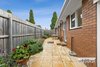 https://images.listonce.com.au/custom/l/listings/27-hermitage-road-newtown-vic-3220/451/01243451_img_06.jpg?a8pjzDt5fRo