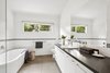 https://images.listonce.com.au/custom/l/listings/3-drumcondra-avenue-drumcondra-vic-3215/524/01796524_img_10.jpg?flivmyvtGcU