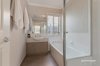 https://images.listonce.com.au/custom/l/listings/310-bosanquet-avenue-newtown-vic-3220/945/01398945_img_08.jpg?n7nfnmq6Iww