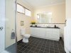 https://images.listonce.com.au/custom/l/listings/348-myers-street-east-geelong-vic-3219/229/00473229_img_13.jpg?_Pf_hdHD0Mc